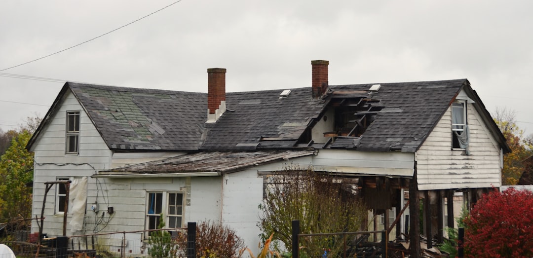 Hurricane Season Roof Inspection Tampa: What Every Homeowner Needs to Know hurricane-season-roof-inspection-tampa